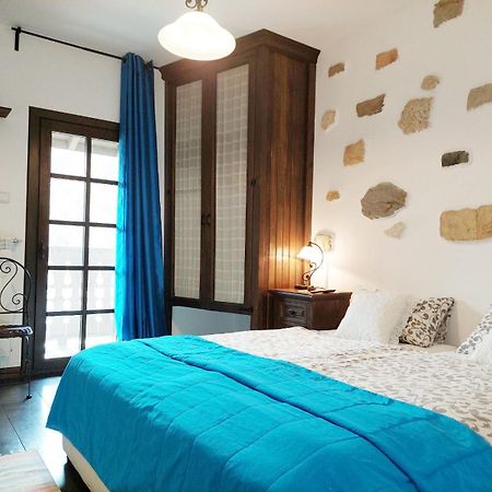 Golden Horn Guest House Iskrets ภายนอก รูปภาพ