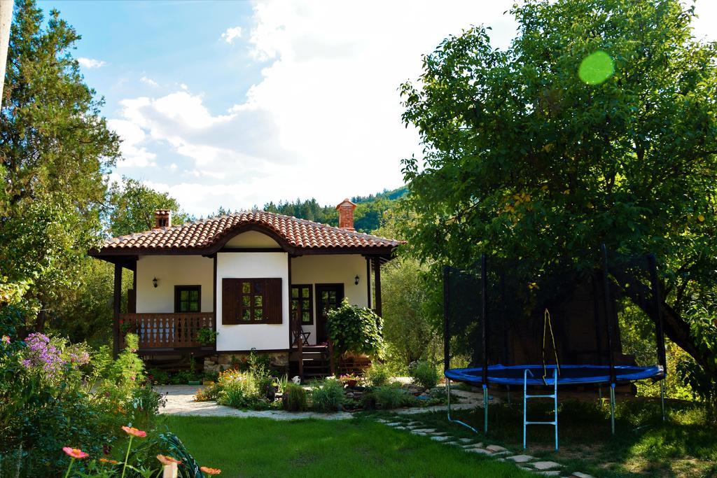 Golden Horn Guest House Iskrets ภายนอก รูปภาพ